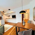 Cuban Vibes, Central Apartment In Bucharest, Romania