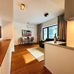 Cuban Vibes, Central Apartment In Bucharest, Romania